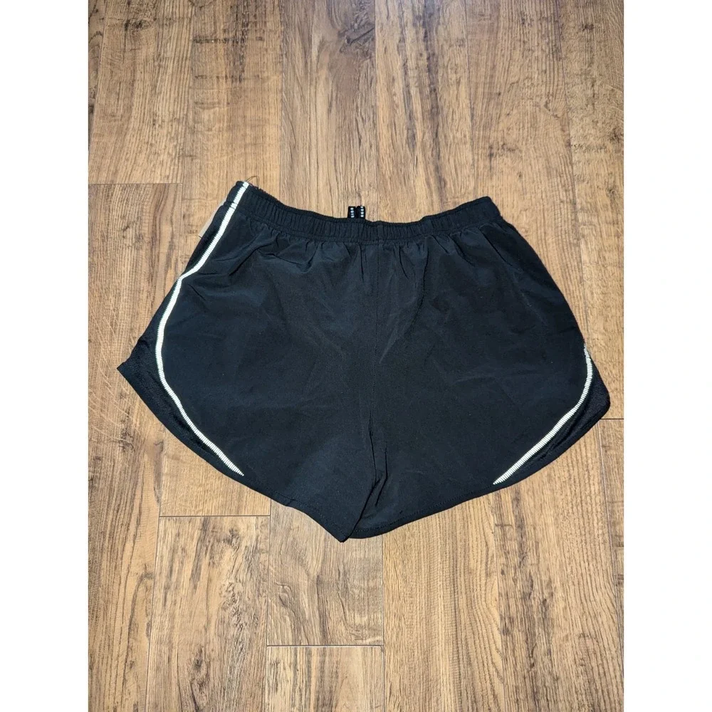 Nike Women's Dri-FIT Division‎ Running Tempo Luxe Shorts DQ5932 Black Size M